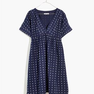 Madewell V-Neck Dolman-Sleeve Mjni Dress in textured Dot size M